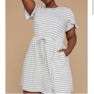 LANE BRYANT Gray Ruffle Striped Dress 18 / 20